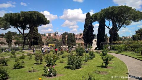 panoramica del roseto comunale di roma